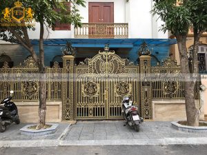 Mẫu cổng nhôm đúc tại Hà Nội do công ty TNHH Nhôm đúc Trường Tâm thiết kế và thi công
