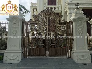 Cổng nhôm đúc tại Nam Định do Công ty TNHH Nhôm đúc Trường Tâm thực hiện