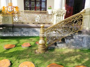 Cầu thang nhôm đúc sở hữu vẻ đẹp sang trọng, tinh tế góp phần tôn lên giá trị thẩm mỹ của ngôi nhà.