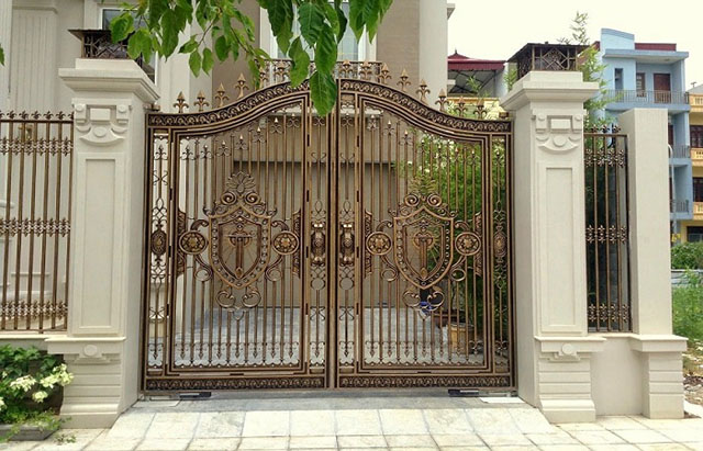 Phong thủy cổng nhà và cửa chính đối diện nhau