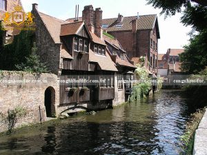 Phong thủy nhà ở gần sông tốt hay xấu?