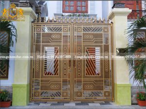 Mẫu cổng nhà hiện đại với các họa tiết tinh tế khiến ai nhìn vào cũng bị thu hút.